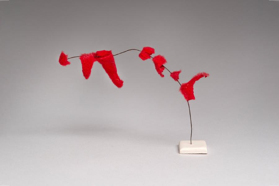 4"w and 2.5" high, felt, and wire