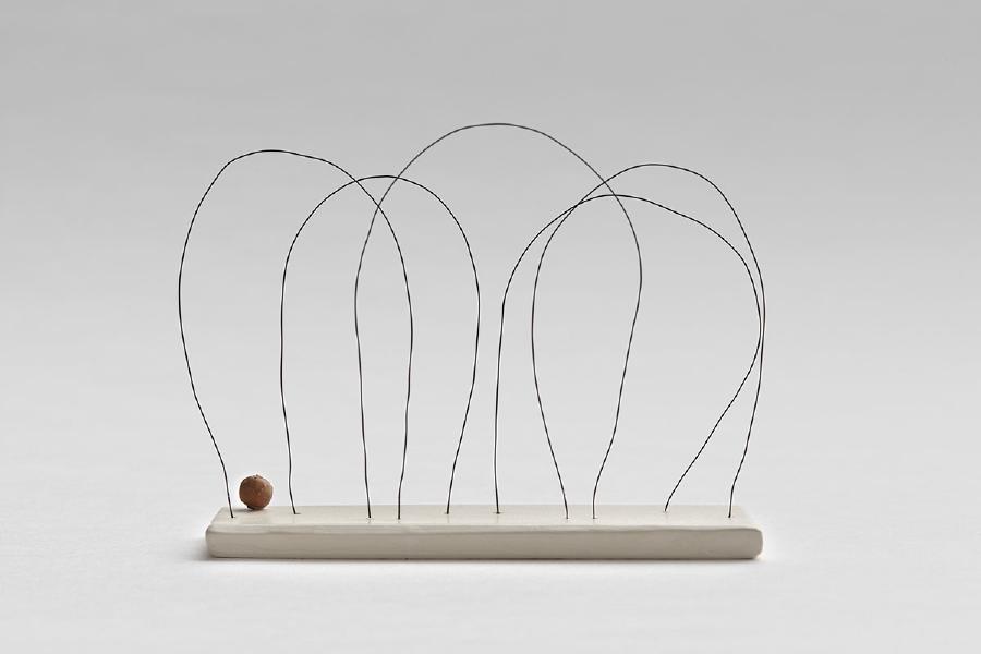 2015/2016, wire, clay, and berry, 2.5 x 3.5".